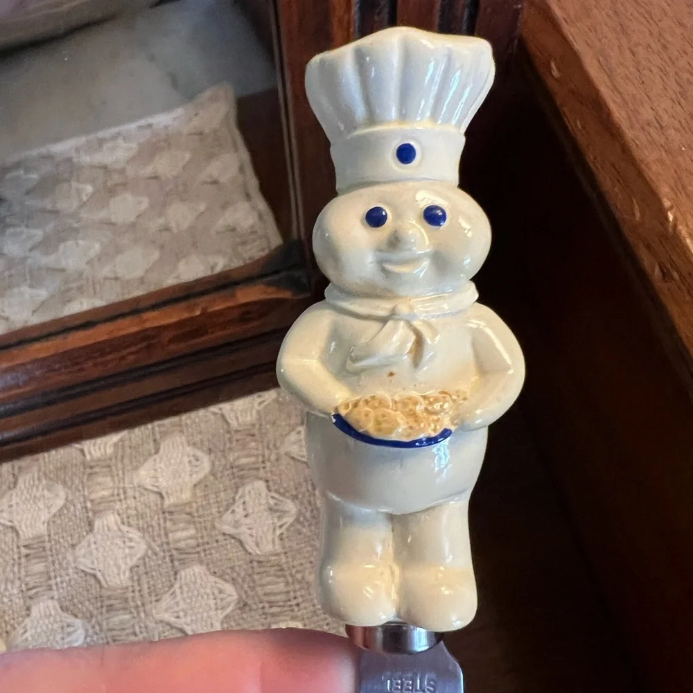 PILLSBURY DOUGHBOY Resin Handle Vintage Stainless Steel Kitchen Spreaders‎